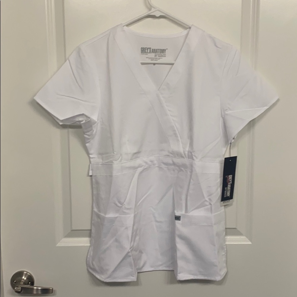 Grey’s Anatomy White Scrub Top NWT